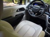 Used 2021 Chrysler Voyager Lxi image 2