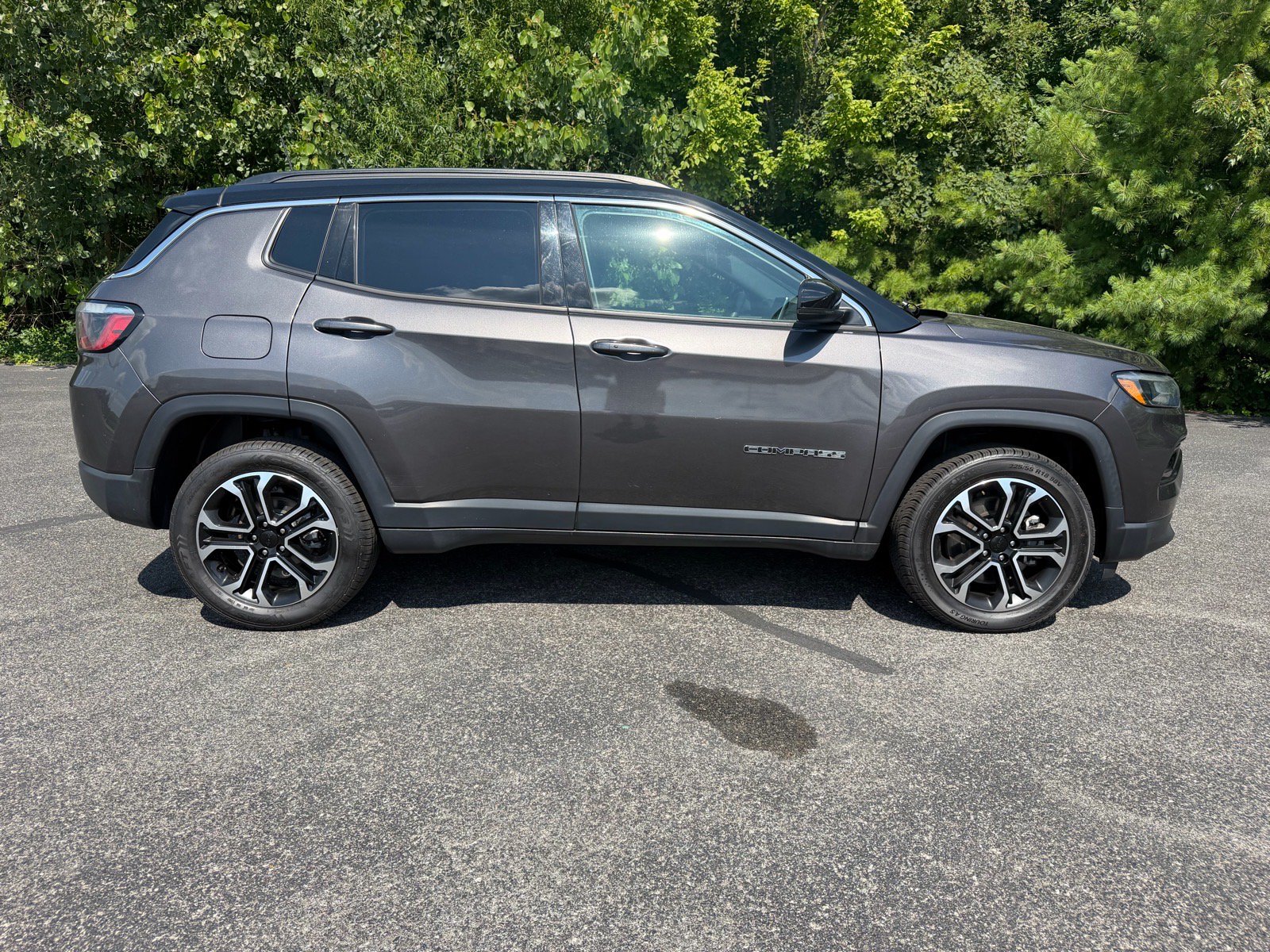 Used 2024 Jeep Compass Limited AWD/4WD image 17
