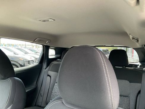 New 2025 Nissan Kicks SV w/ Illumination Package image 16