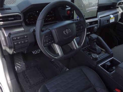 New 2026 Toyota 4Runner TRD Sport Premium AWD/4WD image 9