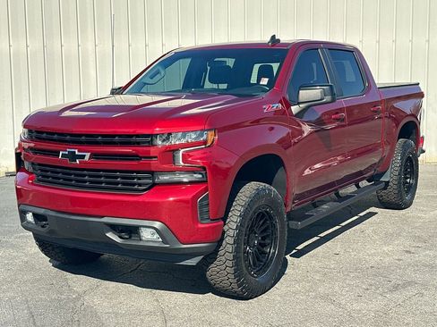 Used 2022 Chevrolet Silverado 1500 RST image 2