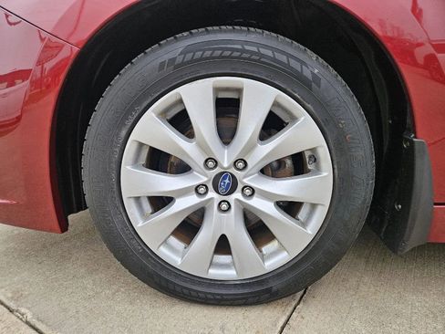 Used 2017 Subaru Legacy 2.5i Premium image 8