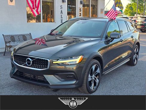 Used 2020 Volvo V60 T5 Cross Country w/ Protection Package Premier AWD/4WD image 1