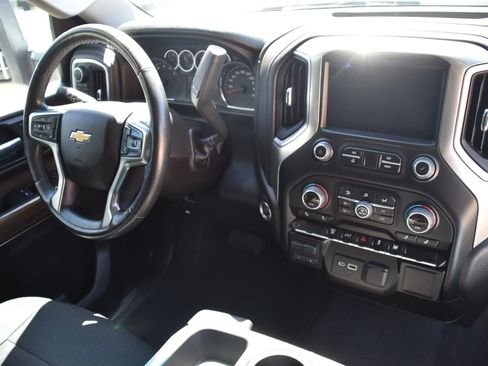 Used 2022 Chevrolet Silverado 3500 LT w/ Convenience Package image 25