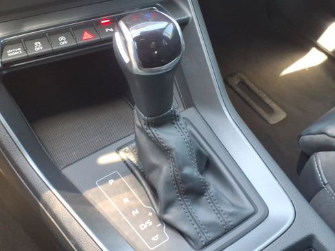 Used 2022 Audi Q3 2.0T Premium w/ Black Optic Sport Package AWD/4WD image 19