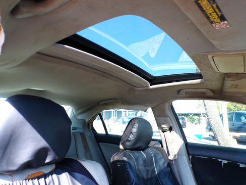 Used 2009 Acura TSX 5-Speed AT with Tech Package image 12