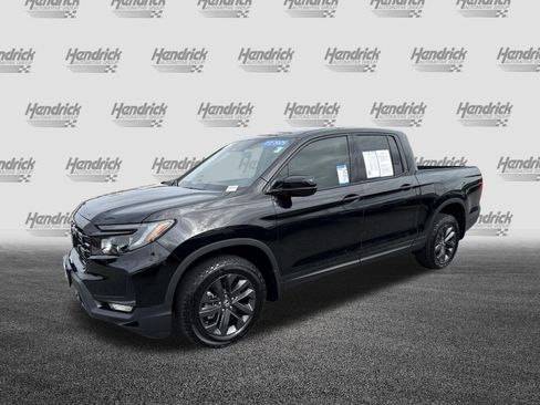 Certified 2025 Honda Ridgeline Sport image 5