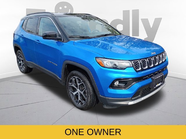Used 2024 Jeep Compass Limited AWD/4WD image 3