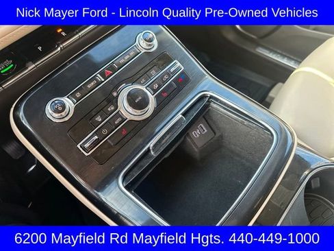 Used 2023 Lincoln Nautilus AWD w/ Premium Package image 30