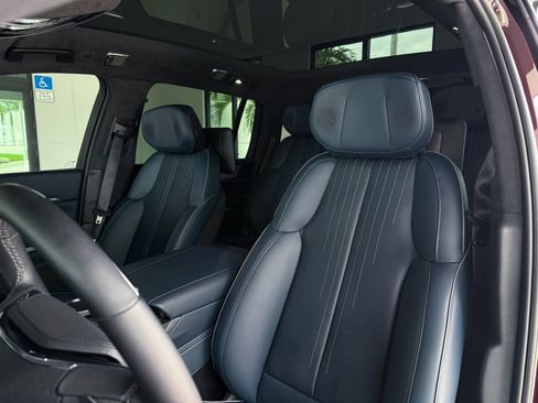 Used 2025 Cadillac Escalade IQ Sport 2 AWD/4WD image 32
