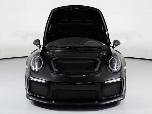 Used 2018 Porsche 911 GT2 RS image 9