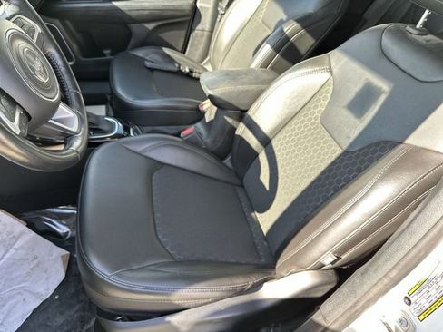 Used 2021 Jeep Compass Latitude image 15