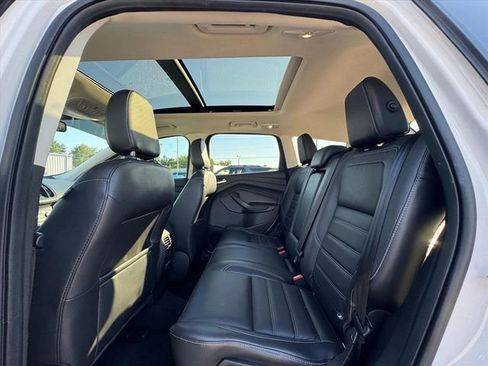 Used 2018 Ford Escape Titanium AWD/4WD image 12