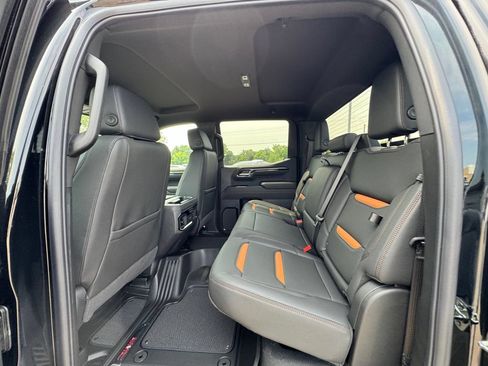 New 2026 GMC Sierra 1500 AT4 w/ Technology Package AWD/4WD image 19