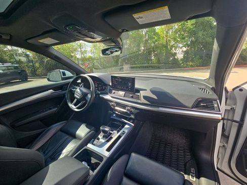 Used 2021 Audi Q5 2.0T Premium Plus w/ Premium Plus Package AWD/4WD image 23