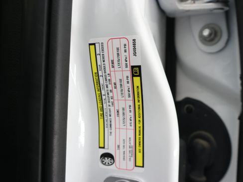 Used 2018 RAM 2500 Tradesman w/ Chrome Appearance Group AWD/4WD image 60