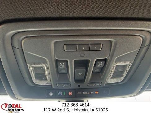 Used 2022 GMC Sierra 1500 AT4 w/ AT4 Premium Package AWD/4WD image 23