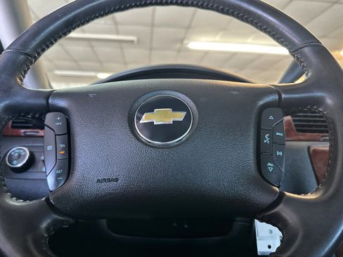 Used 2011 Chevrolet Impala LS FWD image 20