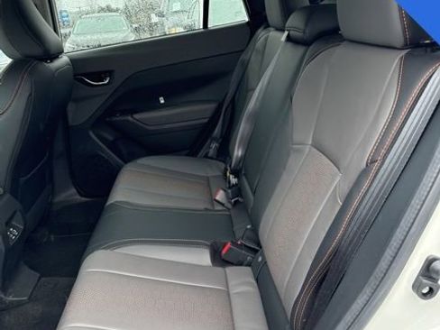 Used 2025 Subaru Crosstrek 2.5i Limited w/ Crosstrek Mirror Package image 9