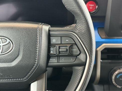 Used 2025 Toyota Tacoma TRD Sport AWD/4WD image 15