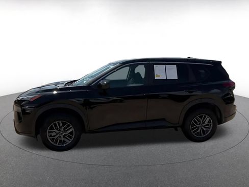 Used 2026 Nissan Rogue SV FWD image 8