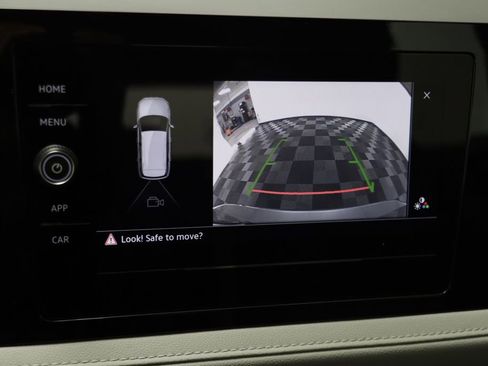 New 2026 Volkswagen Taos S image 10