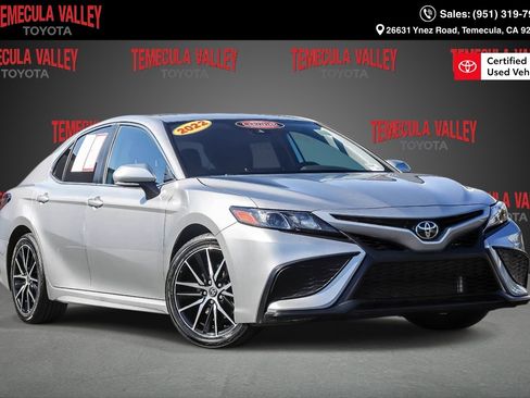 Certified 2022 Toyota Camry SE w/ Carpet Mat Package (TMS) FWD image 1