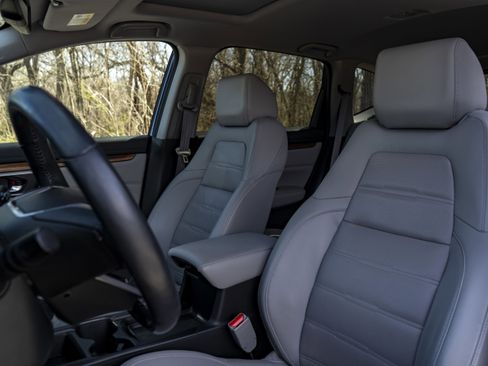 Used 2019 Honda CR-V EX-L image 17