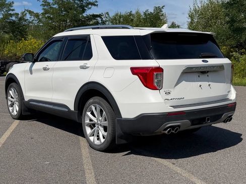 Used 2024 Ford Explorer Platinum w/ Technology Package AWD/4WD image 29