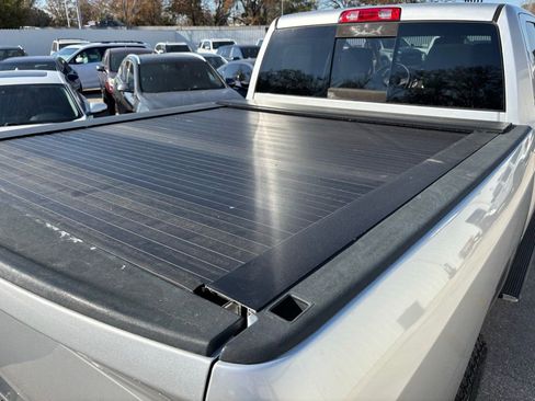 Used 2016 RAM 2500 SLT image 22