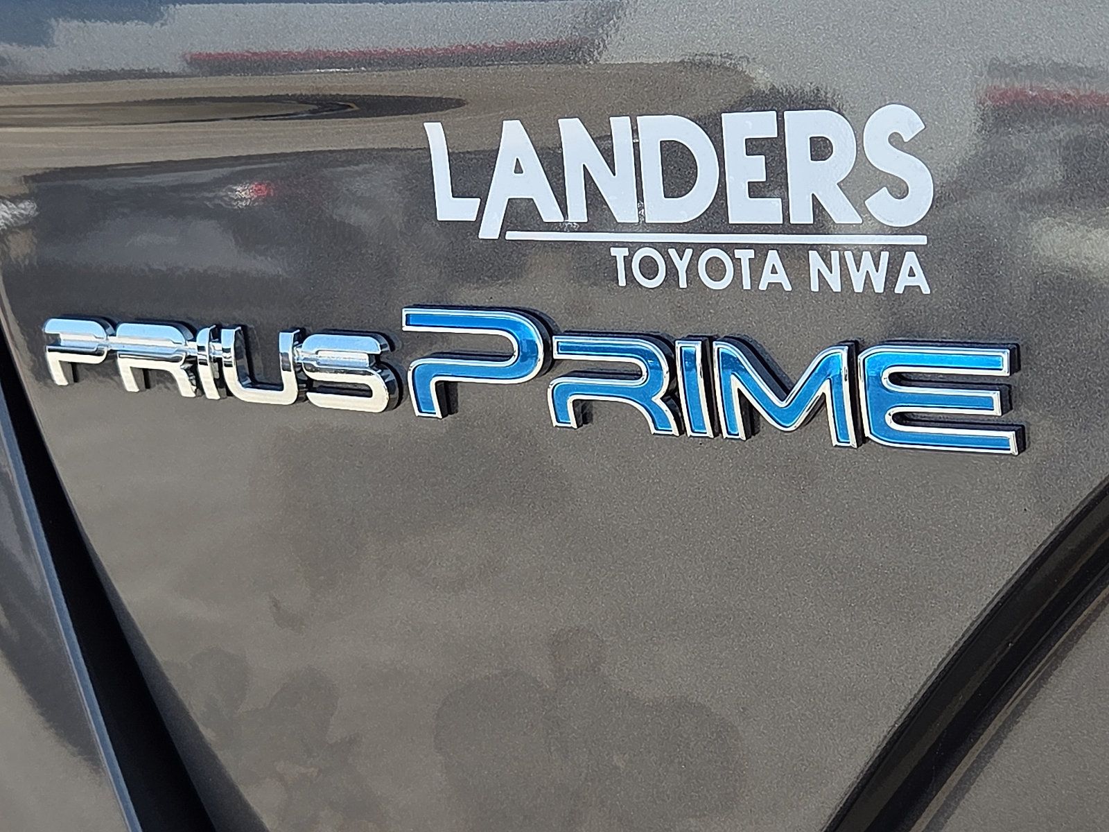 Used 2018 Toyota Prius Prime Plus FWD image 8