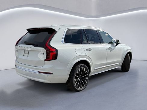New 2026 Volvo XC90 B6 Ultra w/ Protection Package image 4