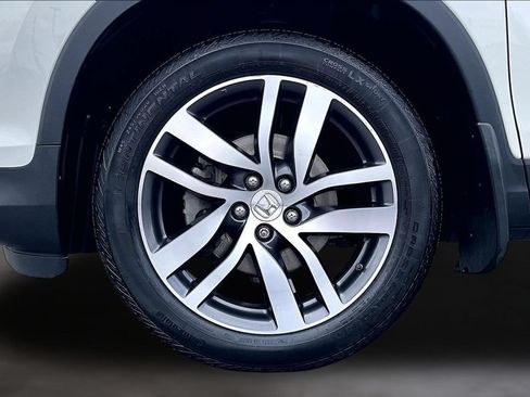 Used 2018 Honda Pilot Elite image 9