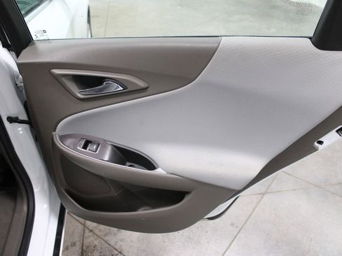 Used 2024 Chevrolet Malibu LT image 24