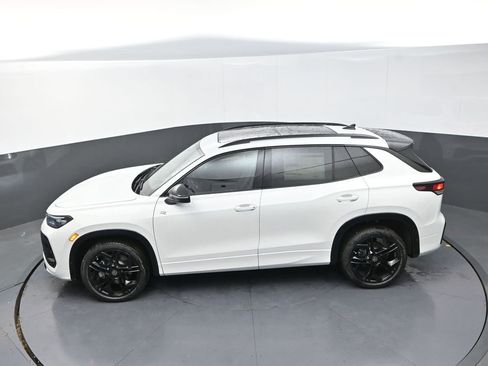 New 2026 Volkswagen Tiguan SE R-Line image 14