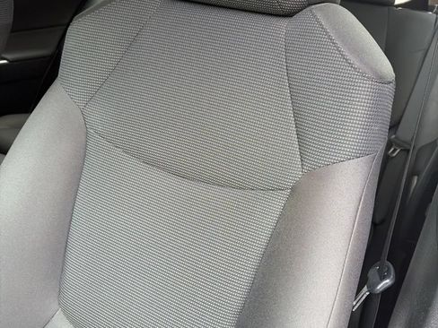 Used 2023 Toyota RAV4 LE FWD image 5