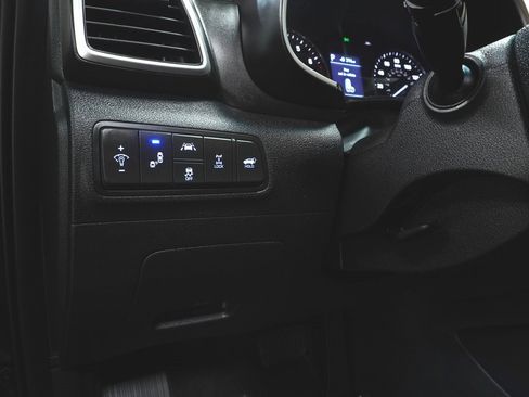 Certified 2021 Hyundai Tucson Limited image 23