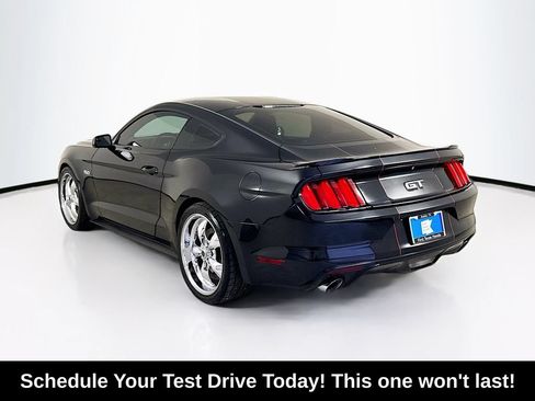 Used 2016 Ford Mustang GT RWD image 5