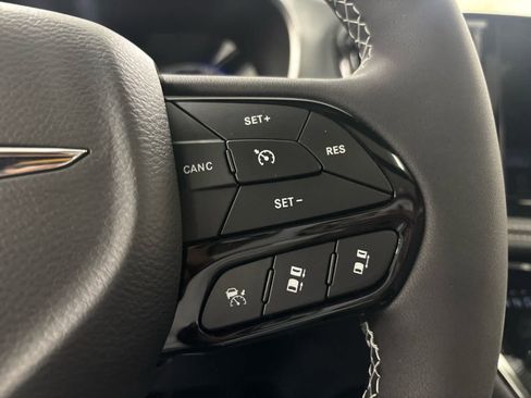 New 2026 Chrysler Pacifica Limited w/ S Appearance Package image 25