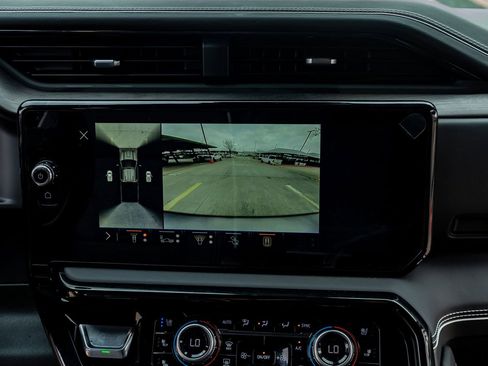 Used 2026 GMC Sierra 2500 AT4X image 26