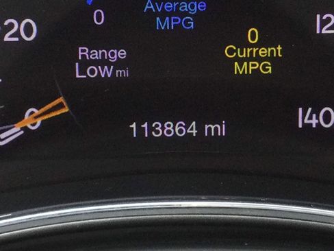 Used 2019 Jeep Grand Cherokee Limited w/ Luxury Group II AWD/4WD image 30