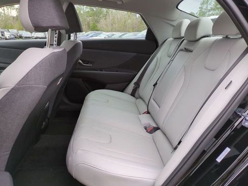 New 2026 Hyundai Elantra Limited image 13