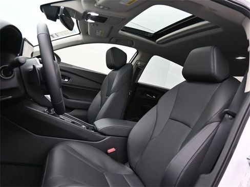 Certified 2025 Honda Accord Touring image 17