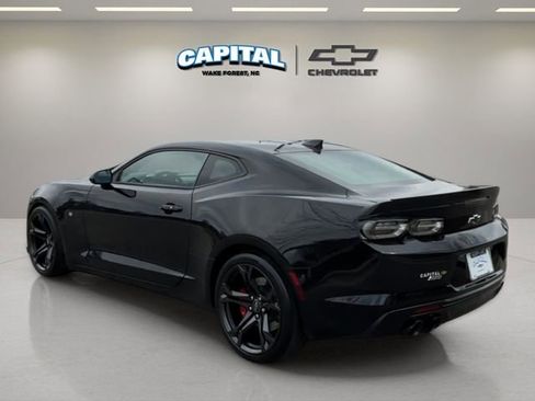 Used 2021 Chevrolet Camaro SS image 3
