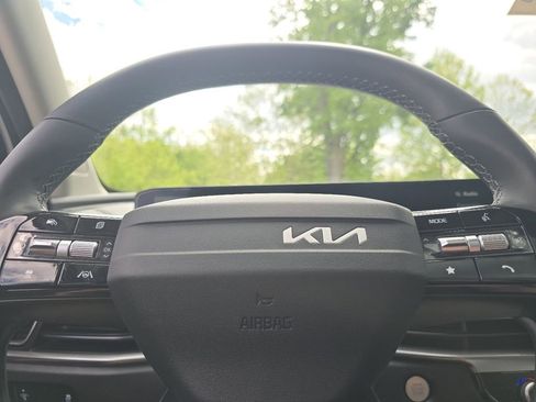 Used 2026 Kia Sorento S w/ S Panoramic Sunroof Package FWD image 26