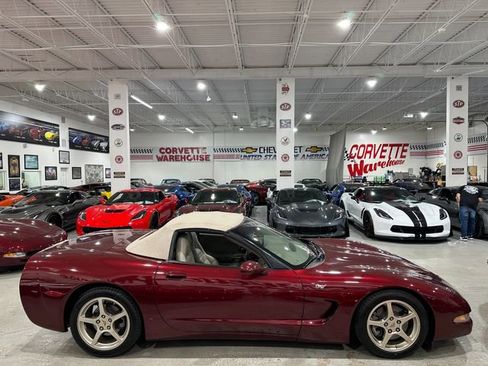 Used 2003 Chevrolet Corvette Convertible w/ Preferred Equipment Group1 RWD image 5