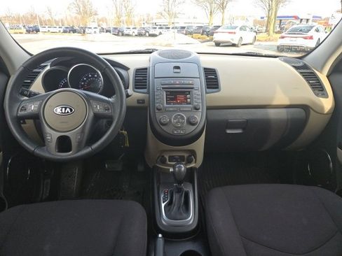Used 2012 Kia Soul ! image 11