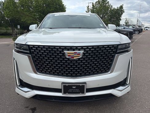 Certified 2022 Cadillac Escalade Premium Luxury AWD/4WD image 10