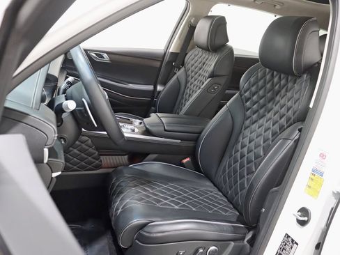 Used 2024 Genesis GV80 3.5T w/ Prestige Package AWD/4WD image 26