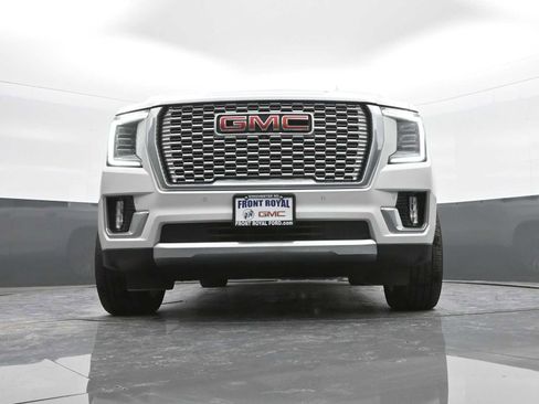 Used 2023 GMC Yukon XL Denali w/ Denali Reserve Package image 39